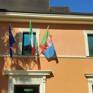 In silenzio per tutelare la propria vita privata: donna assolta a Imperia dall’accusa di favoreggiamento In silenzio per tutelare la propria vita privata: donna assolta a Imperia dall’accusa di favoreggiamento