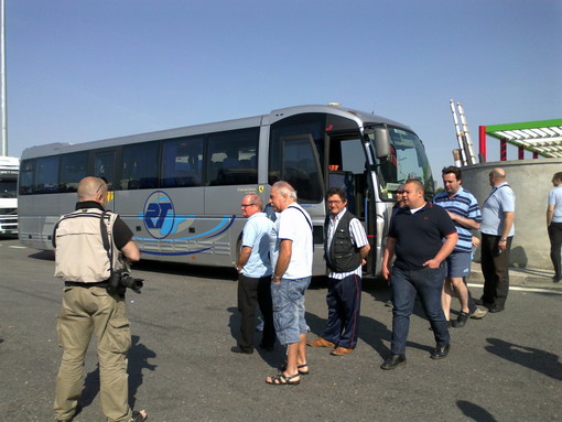 Calcio: i tifosi della Sanremese fanno tappa a Novi Ligure. La foto