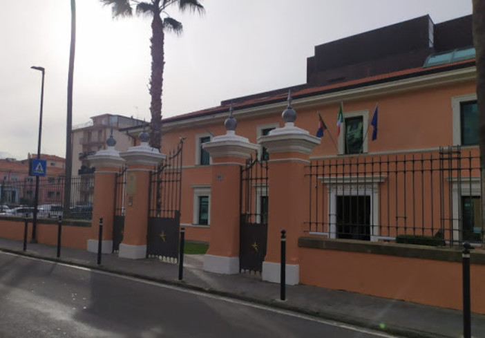 Giro di false vaccinazioni da Leopoli a Imperia: nel mirino della procura cittadini ucraini e italiani Giro di false vaccinazioni da Leopoli a Imperia: nel mirino della procura cittadini ucraini e italiani