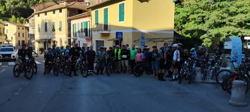 Torarando 2025: sessanta biker in festa tra i sentieri del Monte Toraggio, tra sport, natura e memoria Torarando 2025: sessanta biker in festa tra i sentieri del Monte Toraggio, tra sport, natura e memoria