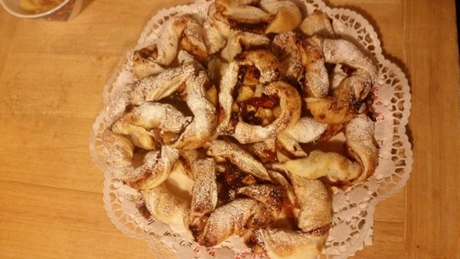 La videoricetta: torta 'cuore di Mamma alle mele'