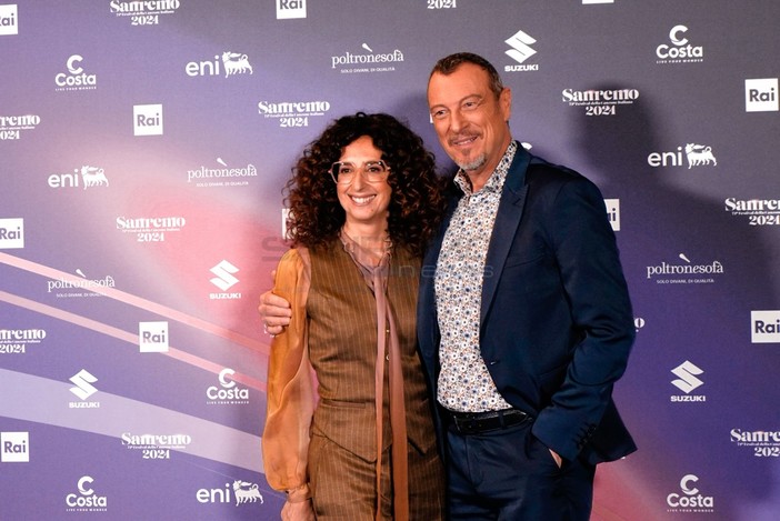 Festival di Sanremo, è subito Teresa Mannino show Festival di Sanremo, è subito Teresa Mannino show