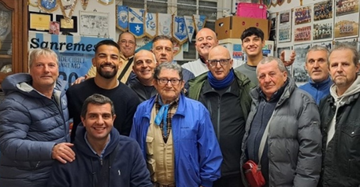 Calcio. Sanremese, Oan Djorkaeff premiato come miglior giocatore di ottobre Calcio. Sanremese, Oan Djorkaeff premiato come miglior giocatore di ottobre