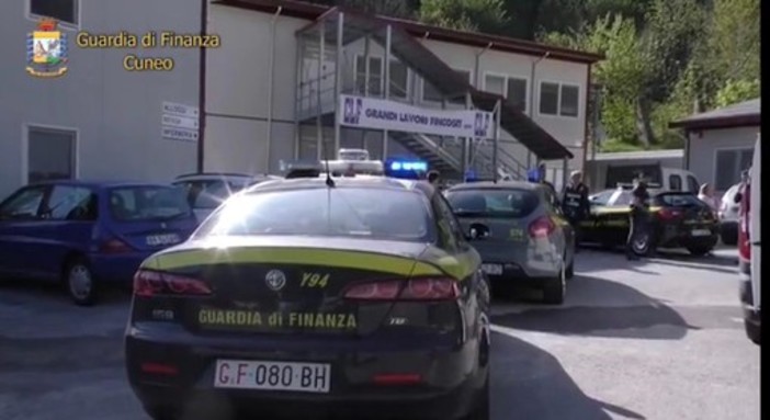 “Tenda bis”: oggi la decisione del Giudice, il processo rimane a Cuneo con la prossima udienza il 9 marzo 2020 “Tenda bis”: oggi la decisione del Giudice, il processo rimane a Cuneo con la prossima udienza il 9 marzo 2020