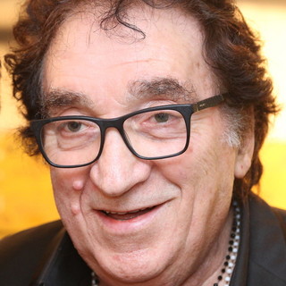 Riva Ligure: torna Tony Dallara, questa volta per esporre le sue opere in una mostra antologica