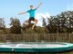 Trampolino elastico: un'attività sana e divertente