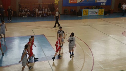 Prima giornata del torneo internazionale di mini basket in Garfagnana che vede impegnati gli &quot;aquilotti&quot; di Imperia basket e Olimpia Taggia