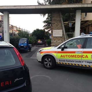 Vallecrosia: verranno celebrati oggi pomeriggio alla chiesa Parrocchiale i funerali di Alessio De Palma Vallecrosia: verranno celebrati oggi pomeriggio alla chiesa Parrocchiale i funerali di Alessio De Palma