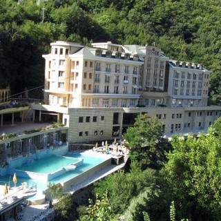 Terme di Pigna, nuova convenzione approvata in consiglio comunale