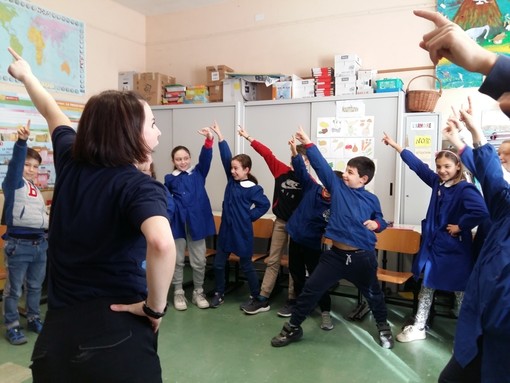 Sanremo: teatro e storytelling in inglese per i bimbi della scuola San Pietro