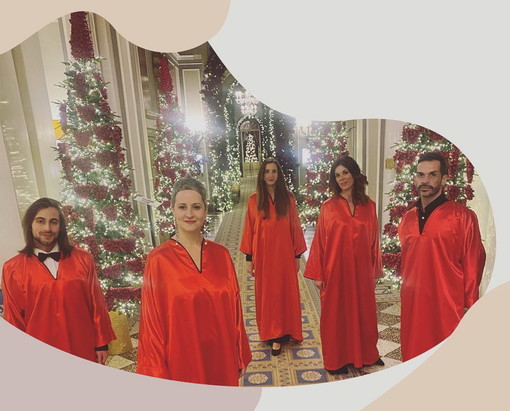 Spettacolo del 'The Gospel Light Vocal Ensemble' in piazza Colombo a Sanremo Spettacolo del 'The Gospel Light Vocal Ensemble' in piazza Colombo a Sanremo