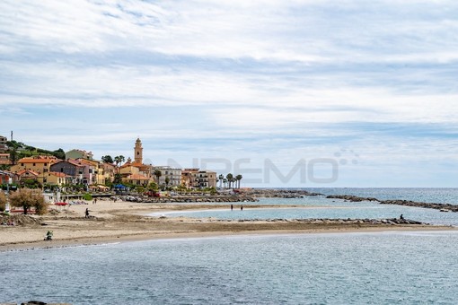 Santo Stefano al Mare: questa sera il pop e rock classico con i 'Dead Pony' in piazza Saffi Santo Stefano al Mare: questa sera il pop e rock classico con i 'Dead Pony' in piazza Saffi