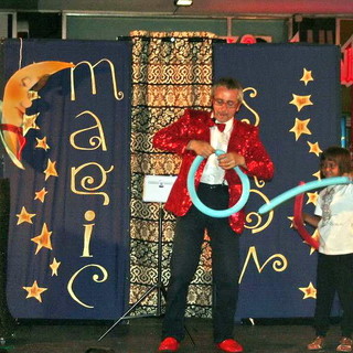 Sanremo: stasera il baby show del Teatro dei Mille Colori al Ristorante Corallina Sanremo: stasera il baby show del Teatro dei Mille Colori al Ristorante Corallina