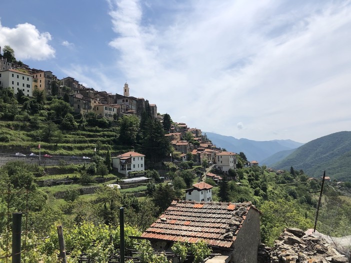 Triora: dopo l'incidente lutto cittadino e annullate tutte le manifestazioni nel paese in Valle Argentina Triora: dopo l'incidente lutto cittadino e annullate tutte le manifestazioni nel paese in Valle Argentina