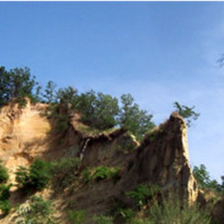 Canale, la "porta" del Roero misterioso e le sue Rocche