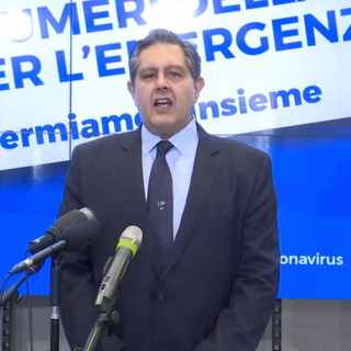 Conferenze stampa del Presidente di Regione Toti, Fabio è in disaccordo con Lorenzo