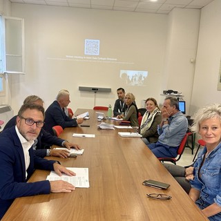 Tavolo veterinario-associazioni in Asl 1, presidente Piana: "Ulteriore canale di dialogo con gli stakeholder del settore zootecnico" Tavolo veterinario-associazioni in Asl 1, presidente Piana: "Ulteriore canale di dialogo con gli stakeholder del settore zootecnico"