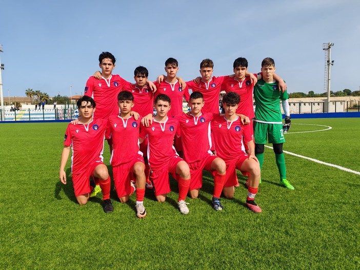 Calcio, Torneo delle Regioni. Un pari che vale per l'Under 15 della Liguria, legni poco amici contro la Calabria Calcio, Torneo delle Regioni. Un pari che vale per l'Under 15 della Liguria, legni poco amici contro la Calabria