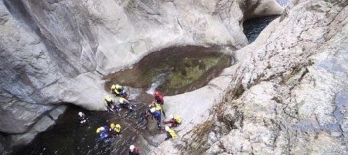 Giovedì 9 maggio, al via il 3° Corso Sezionale di Torrentismo del CAI diBordighera Giovedì 9 maggio, al via il 3° Corso Sezionale di Torrentismo del CAI diBordighera