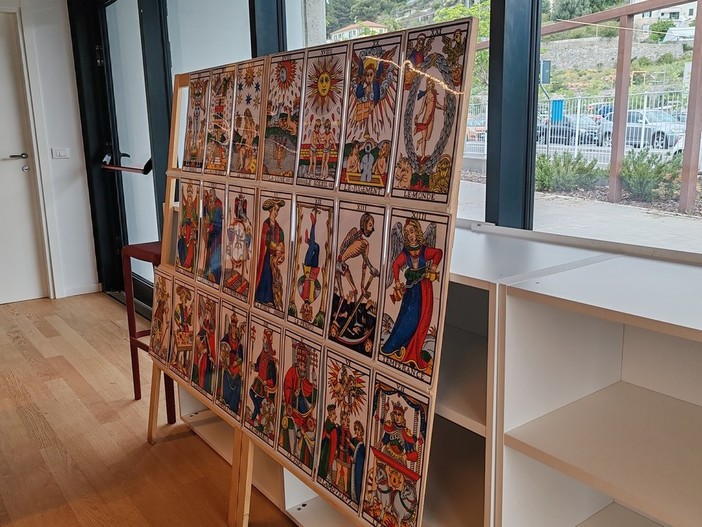 Tarocchi, chiromanzia, numerologia, radiestesia e lettura del caffè: serata olistica a Camporosso (Foto) Tarocchi, chiromanzia, numerologia, radiestesia e lettura del caffè: serata olistica a Camporosso (Foto)
