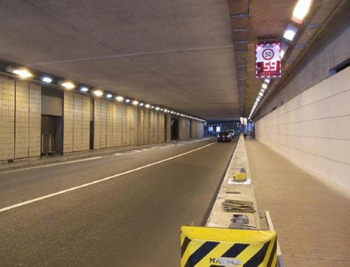 Numerosi tratti a doppio senso con rallentamenti per chi utilizza l'Autostrada A8 Escota della Costa Azzurra