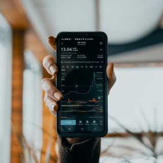 Reti Decentralizzate: Cos’è e Come Funziona il Futuro di Internet Reti Decentralizzate: Cos’è e Come Funziona il Futuro di Internet