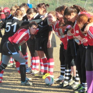Rugby: cocente sconfitta per le ragazze imperiesi della Union Rugby Riviera Seniores Rugby: cocente sconfitta per le ragazze imperiesi della Union Rugby Riviera Seniores