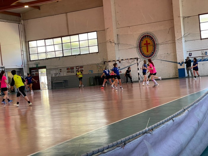 Ventimiglia: conclusa con la vittoria della San Camillo Imperia la prima fase Under 15 di pallamano Ventimiglia: conclusa con la vittoria della San Camillo Imperia la prima fase Under 15 di pallamano