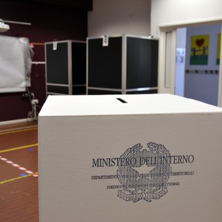 Elezioni Regionali: urne aperte sino alle 23 e domani fino alle 15, ecco il vademecum per votare senza errori (Video)