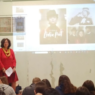 Momento di raccoglimento ed emancipazione durante l'incontro tra Il Club per UNESCO di Sanremo con i ragazzi dell'istituto Amoretti