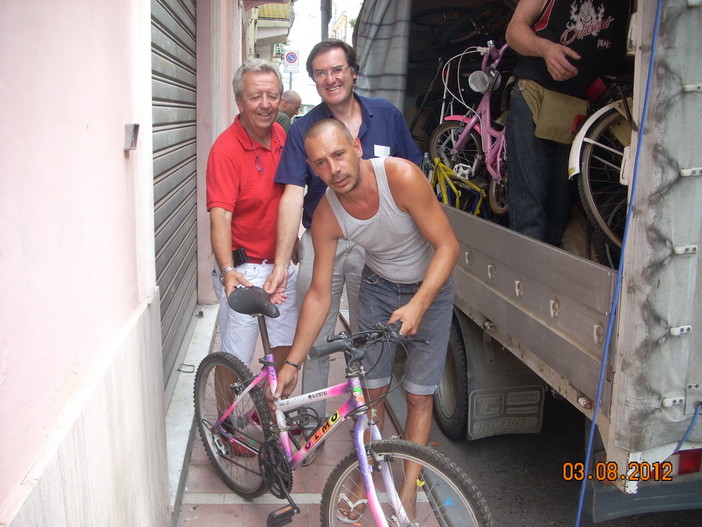Sanremo: oltre cento biciclette raccolte dai Lions per il service 'Una bici per l'Africa' Sanremo: oltre cento biciclette raccolte dai Lions per il service 'Una bici per l'Africa'