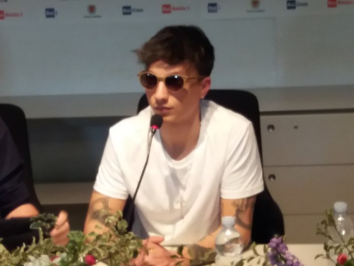 Ultimo, un "cantautorap" a #Sanremo2018: "Dedico la mia musica a chi si autoesclude"