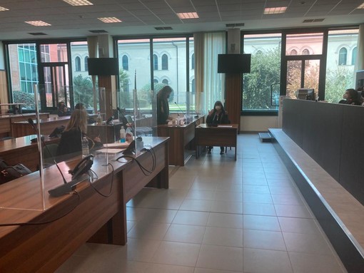 Omicidio di Tina Boero, la drammatica telefonata di Sartori al 112: "Ho ammazzato mia moglie, venitemi a prendere" (foto e video) Omicidio di Tina Boero, la drammatica telefonata di Sartori al 112: "Ho ammazzato mia moglie, venitemi a prendere" (foto e video)