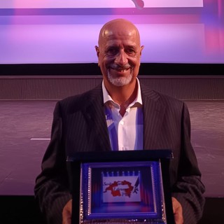 Premio Switzerland Literary Prize 2023, l'imperiese Ugo Moriano trionfa con l’opera "Il Re della gloria"