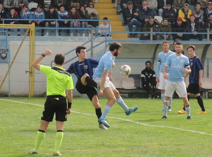 Calcio: Unione Sanremo- Imperia, le più belle immagini negli scatti dei tifosi