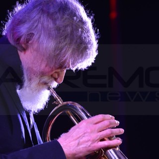 Sanremo: il trombettista Tom Harrell e il brasiliano Ivan Lins incantano il pubblico dell'UnoJazz Festival “E' uno dei posti più belli in cui poter suonare” (Videointervista)