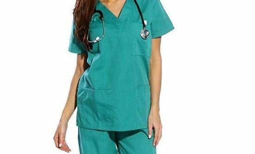 Come scegliere il camice da estetista e l'abbigliamento per la SPA Come scegliere il camice da estetista e l'abbigliamento per la SPA