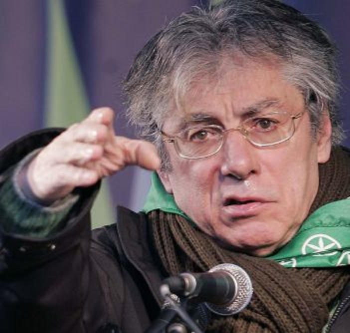 Diano Marina: Umberto Bossi salta l'appuntamento di domani sera alla 'Festa della Lega'?