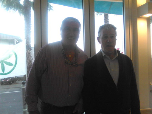 Elezioni comunali Diano Marina: Umberto Bossi a cena con Giacomo Chiappori ieri sera al ristorante Beach Bar