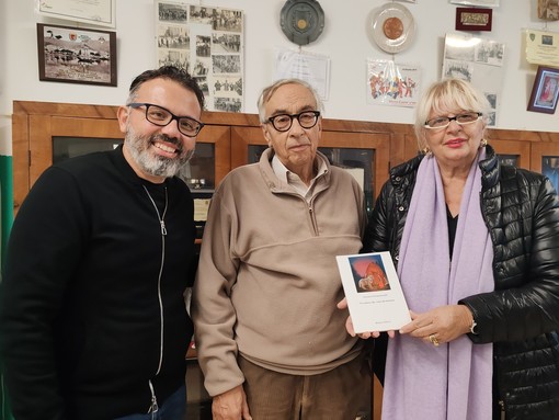 Ventimiglia, domesticazione del lupo: Ferruccio Francescotti presenta "Un amico che viene da lontano" (Foto e video) Ventimiglia, domesticazione del lupo: Ferruccio Francescotti presenta "Un amico che viene da lontano" (Foto e video)