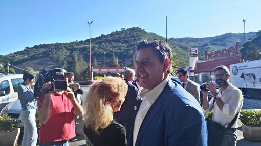 Imperia: visita a due aziende dell'entroterra per il presidente della Regione Giovanni Toti: "Ascoltare i nostri imprenditori è intraprendere la strada per una Liguria di successo"