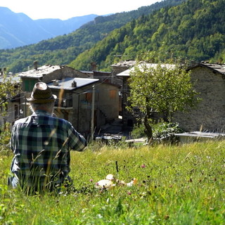 Nuova proiezione domani a Pigna per il documentario 'Voci dall'Entroterra' di Simone Caridi e Diego Rossi