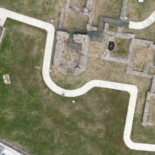 Apertura straordinaria alla Villa Romana della Foce: viaggio nella storia con l’archeologa Sara Chierici Apertura straordinaria alla Villa Romana della Foce: viaggio nella storia con l’archeologa Sara Chierici