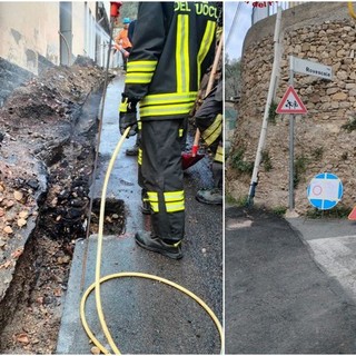 Si rompe un tubo: fuga di gas e incendio a Castellaro (Foto) Si rompe un tubo: fuga di gas e incendio a Castellaro (Foto)