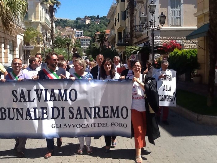 Sanremo: anche il Segretario della Lega Nord Liguria Sonia Viale alla manifestazione pro-Tribunale