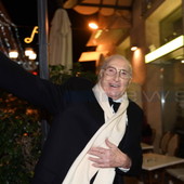 Verso una statua per Pippo Baudo a Sanremo: il Comune pronto, ma serve l’accordo definitivo tra gli eredi