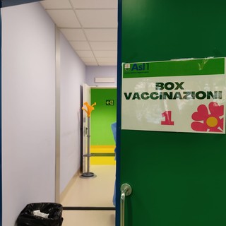 Vaccini e tamponi, nel fine settimana Open Day nei tre hub della provincia