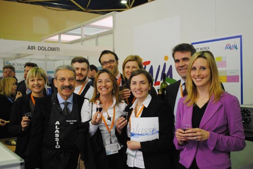 I vini e le cantine di Ranzo conquistano i visitatori del 'Moscow International Travel & Tourism Exhibition' I vini e le cantine di Ranzo conquistano i visitatori del 'Moscow International Travel & Tourism Exhibition'