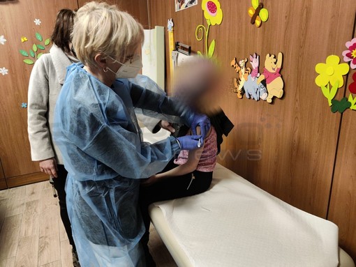 Coronavirus: per la prima volta sale sopra il 77% la percentuale dei vaccinati over 12 nella nostra provincia Coronavirus: per la prima volta sale sopra il 77% la percentuale dei vaccinati over 12 nella nostra provincia