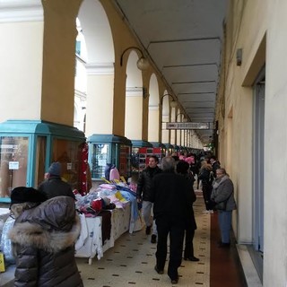 Imperia: sabato 14 “Ci vediamo sotto i portici”, grande evento revival anni '70 '80 Imperia: sabato 14 “Ci vediamo sotto i portici”, grande evento revival anni '70 '80